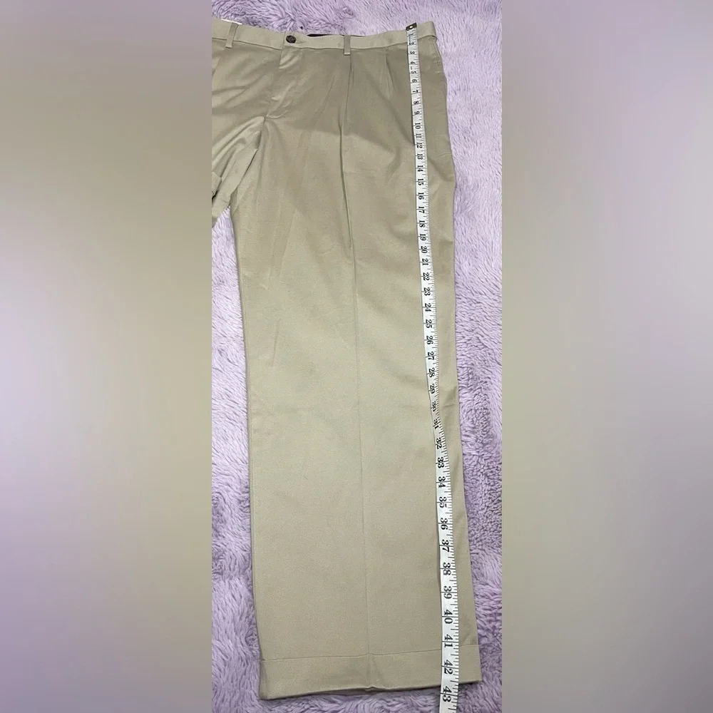 Dockers Men’s 42X32 Khaki Pants - Picture 5 of 5